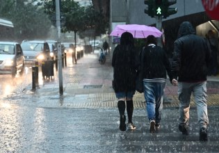 Συνεδρίασε η Επιτροπή εκτίμησης κινδύνου για την κακοκαιρία – Εισήγηση για κλειστά σχολεία στην Αττική την Τετάρτη