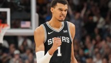 NBA: Ασταμάτητοι οι Σπερς, με νίκες συνέχισαν Κλιπέρς και Μπουλς (vids)