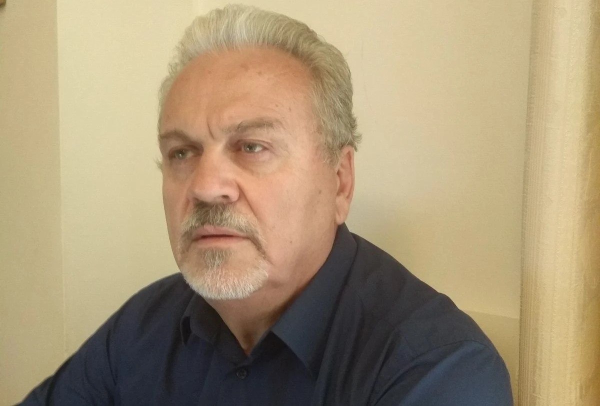 φωτογραφία στην οποία απεικονίζεται ο Κώστας Ξυλούρης, πρόεδρος Συλλόγου Διπλωματούχων Μηχανικών Ελευθέρων Επαγγελματιών Ηρακλείου