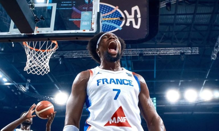 Τα δεδομένα για το μέλλον του Γιαμπουσέλε – Η καταληκτική ημερομηνία για τον Γάλλο