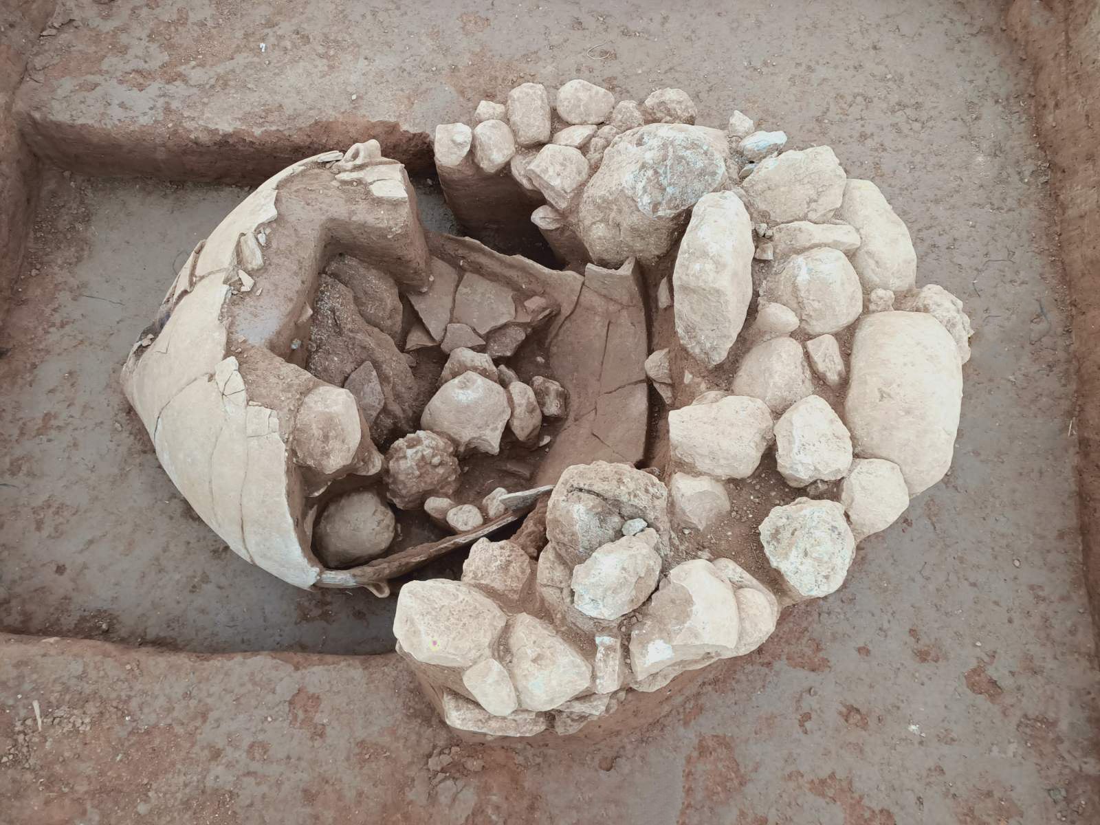 Ραφήνα Αττικής: Σημαντικά αρχαιολογικά ευρήματα από την Πρώιμη Εποχή του Χαλκού