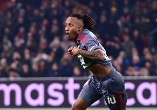 Μαρτίνς: «Χαρίζουμε την πρόκριση στον κόσμο μας» (vid)