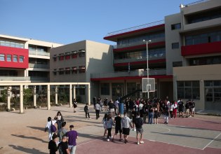 Παραστατίδης για Εθνικό Απολυτήριο: Σοβαρή παιδαγωγική και κοινωνική μεταρρύθμιση, όχι προεκλογικό πυροτέχνημα