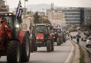 Αγρότες: Σε εξέλιξη η απόβαση στην Αθήνα – Υποδοχή από τους εργαζόμενους στο Σύνταγμα