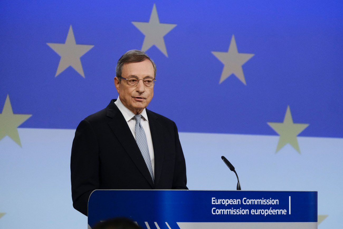 Νέο καμπανάκι Ντράγκι: Η ΕΕ πρέπει να γίνει μια «γνήσια ομοσπονδία» για να αποφύγει την παρακμή