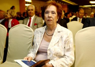 Δημοσία δαπάνη η κηδεία της Άννας Ψαρούδα – Μπενάκη