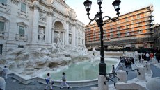 Ιταλία: Οι τουρίστες θα πληρώνουν από σήμερα εισιτήριο για να θαυμάσουν τη Φοντάνα Ντι Τρέβι