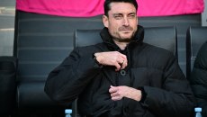 Ο Άλμπερτ Ριέρα δεν… αστειεύεται – «Άργησες; Θα πληρώσεις και θα κάνεις και δουλειές»