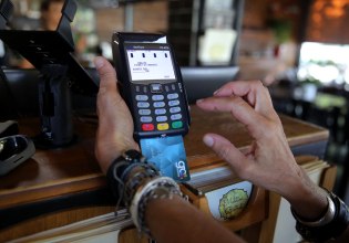 «Προληπτικές αναλύσεις» έρχονται κατά της φοροδιαφυγής – Ποιοι μπαίνουν στο στόχαστρο για ελέγχους με ΑΙ