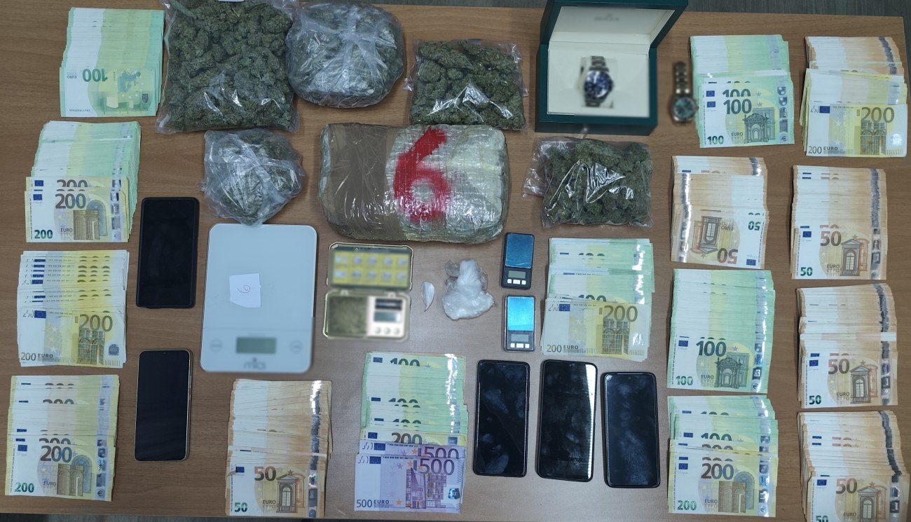 Ρόδος: Εξαρθρώθηκε μεγάλο κύκλωμα διακίνησης κοκαΐνης – Από τις έρευνες αποκαλύφθηκε υπόθεση απάτης με δύο αστυνομικούς
