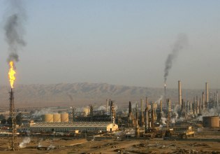 Ιράκ: Ένας νεκρός και δεκατρείς τραυματίες από πυρκαγιά στο διυλιστήριο πετρελαίου Baiji