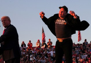 Όταν οι CEOs μπαίνουν στην πολιτική, η δημοκρατία πετιέται απ’ το παράθυρο