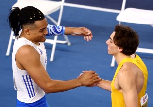 Επική ατάκα Καραλή σε Ντουπλάντις: «Μήπως να ασχοληθείς μόνο με το τραγούδι;» (vid)