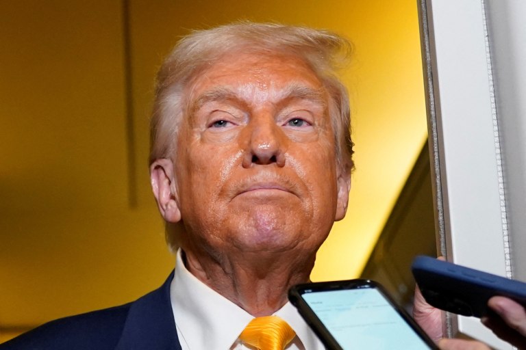 Ιράν: Επιβεβαίωση Τραμπ με βιντεοσκοπημένο μήνυμα ότι οι ΗΠΑ ξεκίνησαν επίθεση ευρείας κλίμακας