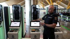 ΕΕ: Η ταξιδιωτική βιομηχανία φοβάται πλήγμα στην καλοκαιρινή σεζόν από τους νέους βιομετρικούς ελέγχους στα σύνορα