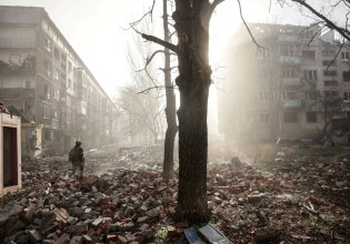 Ένας προδιαγεγραμμένος πόλεμος – Πώς η CIA και η MI6 έμαθαν τα σχέδια του Πούτιν για την Ουκρανία και γιατί κανείς δεν τα πίστεψε