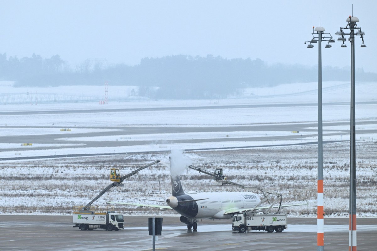 Γερμανία: Το αεροδρόμιο του Βερολίνου παραμένει κλειστό λόγω μαύρου πάγου
