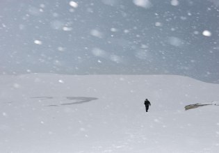 Ιαπωνία: 30 νεκροί λόγω σφοδρών χιονοπτώσεων – Ανάμεσά τους γυναίκα που βρέθηκε θαμμένη στο χιόνι