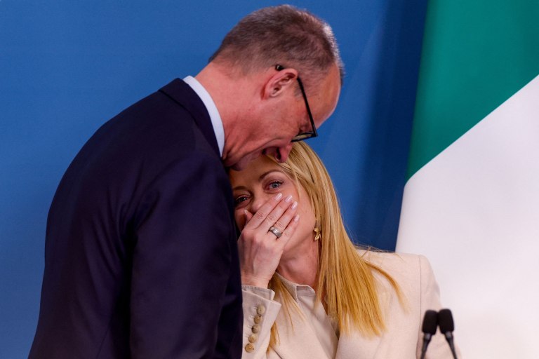 Η άνοδος του «Μερτσόνι»: Πώς η αναπάντεχη συμμαχία Γερμανίας και Ιταλίας αναδιαμορφώνει την Ευρώπη