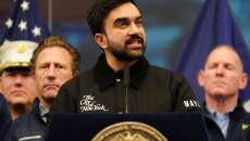 Γιατί ο Ζοχράν Μαμντάνι επέλεξε να εμφανιστεί με ένα τζάκετ Carhartt που σχεδίασε η σύζυγός του;