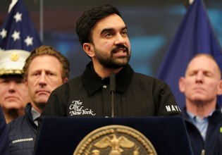 Γιατί ο Ζοχράν Μαμντάνι επέλεξε να εμφανιστεί με ένα τζάκετ Carhartt που σχεδίασε η σύζυγός του;