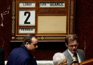 Μετά από μήνες αβεβαιότητας, η Γαλλία εγκρίνει τον προϋπολογισμό για το 2026