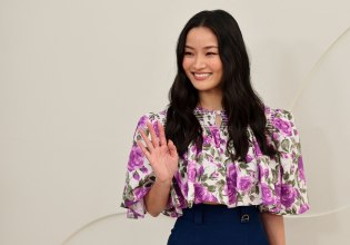 Η Αννα Σαουάι θα υποδυθεί την Γιόκο Όνο στις ταινίες για τους Beatles – Στόχος της να διηγηθεί την αόρατη πλευρά