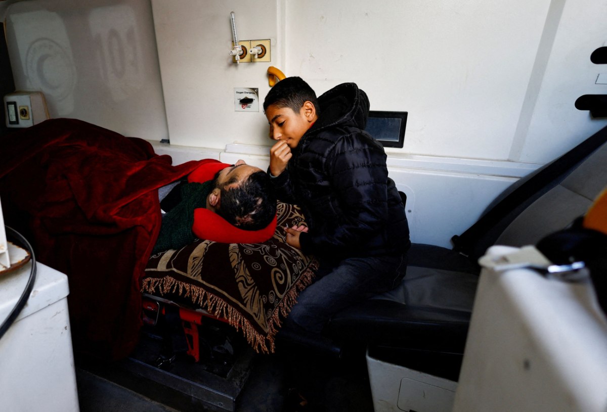 Γάζα: Τουλάχιστον 20 νεκροί από επιθέσεις του Ισραήλ – Κλειστό το πέρασμα στη Ράφα για τους τραυματίες