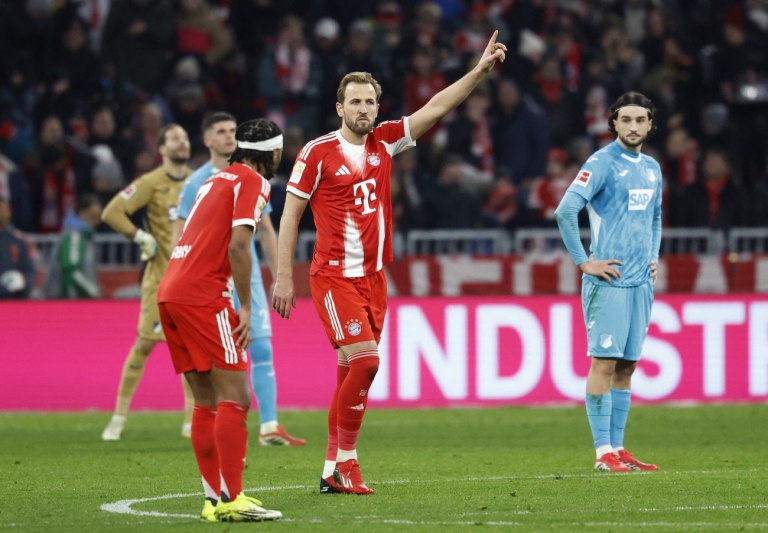 Μπάγερν-Χοφενχάιμ 5-1: Περίπατος με Ντίαζ και Χάρι Κέιν