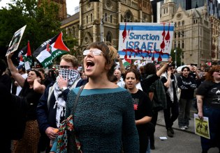 Αυστραλία: Στην παραλία Μπόνταϊ ο Ισραηλινός πρόεδρος Χέρτζογκ – Διαμαρτυρίες για την επίσκεψή του