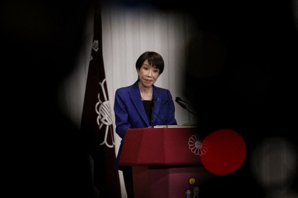 Οι εκλογές της Ιαπωνίας έδωσαν στην ακροδεξιά Σανάε Τακαΐτσι τεράστια εξουσία – Τι θα κάνει με αυτήν;