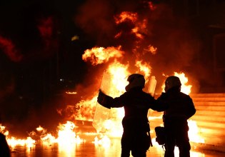 Αλβανία: Αντικυβερνητική διαδήλωση – Μολότοφ, τραυματισμοί και συλλήψεις