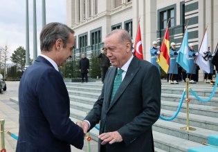 Πώς διαβάζει η Αθήνα τις αναφορές Ερντογάν σε λύσεις με βάση το διεθνές δίκαιο