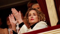 Σάρον Στόουν: Κρίση πανικού και δάκρυα στη Βιέννη – «Είμαι ανάπηρη»