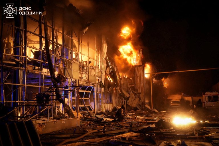 Ουκρανία: Ένας νεκρός, έξι τραυματίες σε ρωσική επίθεση στην Οδησσό – Ουκρανική επίθεση στο Βόλγκογκραντ