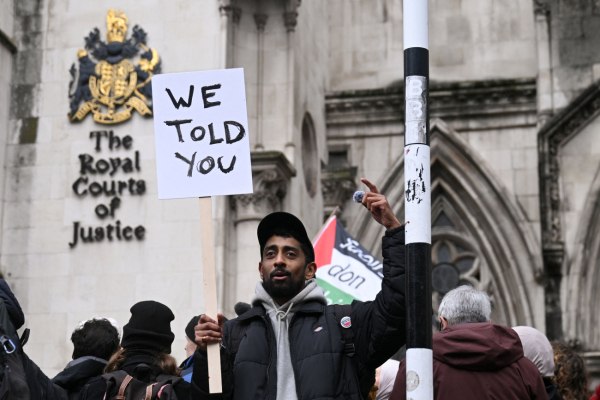 Η Μεγάλη Βρετανία ασκεί έφεση ζητώντας την παραμονή της Palestine Action στη λίστα των τρομοκρατικών οργανώσεων