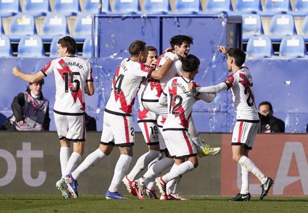 Ράγιο Βαγιεκάνο-Ατλέτικο Μαδρίτης 3-0: Ανώμαλη προσγείωση για τους (τυπικά) φιλοξενούμενους