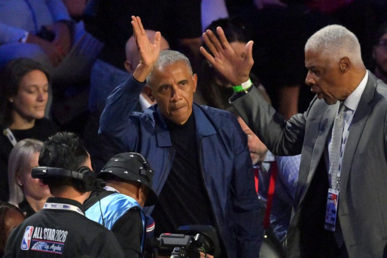 Area 51, θεωρίες συνωμοσίας κι εξωγήινοι – «Υπάρχουν» λέει ο Μπαράκ Ομπάμα