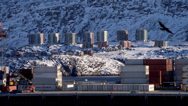 Γροιλανδία: Ο Τραμπ λέει ότι θα στείλει… πλωτό νοσοκομείο – «Δεν το χρειαζόμαστε» απαντά η Δανία