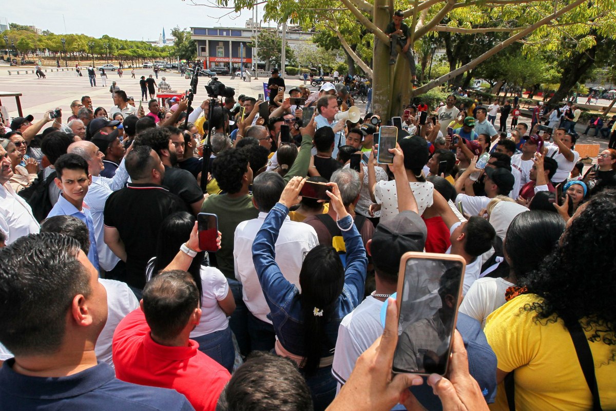 Αμνηστία σε εκατοντάδες πολιτικούς κρατούμενους στη Βενεζουέλα