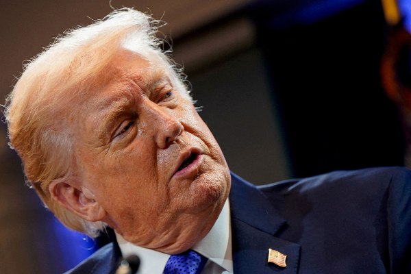 ΗΠΑ: Η νέα φρενίτιδα για τους δασμούς Τραμπ μετά τη δικαστική απόφαση