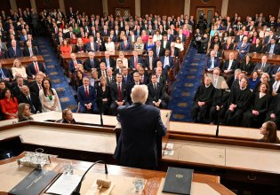 Δασμοί, διχασμός, δημοσκοπήσεις: Ομιλία Τραμπ στο Καπιτώλιο για την Κατάσταση της Ένωσης εν μέσω αμφισβήτησης