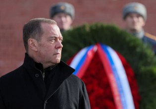 Ο Μεντβέντεφ απειλεί Βρετανία και Γαλλία με πυρηνικό πλήγμα – Αν δώσουν ατομικό όπλο στην Ουκρανία