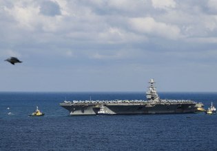 Ιράν: Μαζί με το αεροπλανοφόρο πλησιάζει η ώρα αποφάσεων για τις ΗΠΑ – Τρεις επιλογές για τον Τραμπ