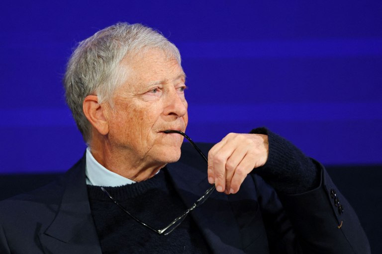 «Ήταν τεράστιο λάθος»: Η συγγνώμη του Μπιλ Γκέιτς, ο Τζέφρι Έπσταϊν και η σχέση του με δύο Ρωσίδες