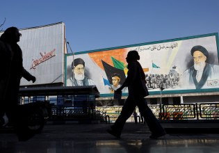 Τι θέλει ο Τραμπ από το Ιράν – Πιθανότατα ούτε ο ίδιος ξέρει και πάει σε πόλεμο χωρίς στόχο