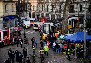 Μιλάνο: «Ένιωσα αδιαθεσία» – Πρόβλημα υγείας του οδηγού φαίνεται να οδήγησε στον εκτροχιασμό του τραμ