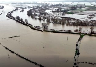 Σε «Red Code» ξανά ο Έβρος – Χιλιάδες στρέμματα κάτω από το νερό