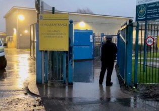 Λονδίνο: Δύο μαθητές τραυματίστηκαν μετά από επίθεση με μαχαίρι σε σχολείο – Αναζητείται ο έφηβος δράστης