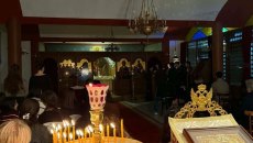 Τέμπη: Αγρυπνία στις εστίες του ΑΠΘ για τα 57 θύματα της τραγωδίας